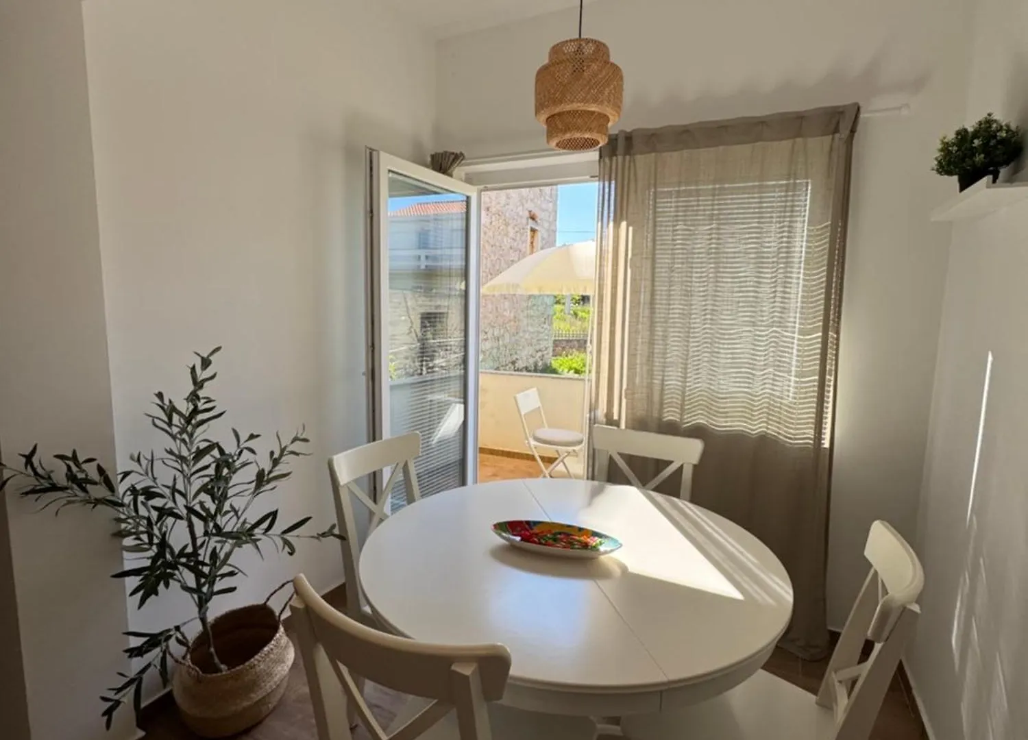 아파트 Apartmant Seaside - Great Location, 350M From Beach, Sunny Terrace 쿠클리차